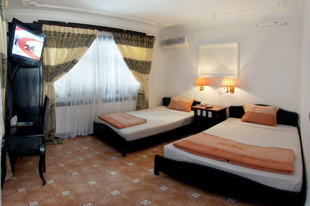 Khách sạn Dream 2*